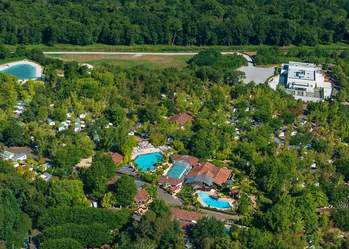 Sen-yan 5 Etoiles 캠프장