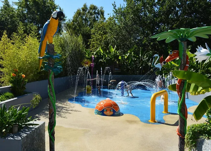 캠프장 Sen-yan 5 Etoiles *